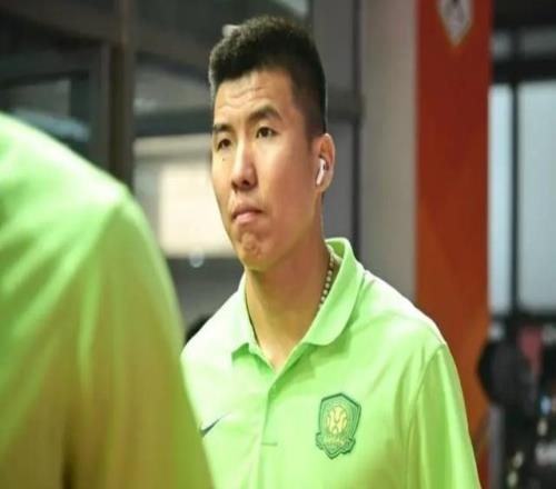 北京國安輸球后再次遭到球迷辱罵，這次張玉寧和王剛沒有站出來