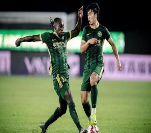 【中超】奧烏蘇兜射陶強(qiáng)龍破門浙江客場2比0西海岸