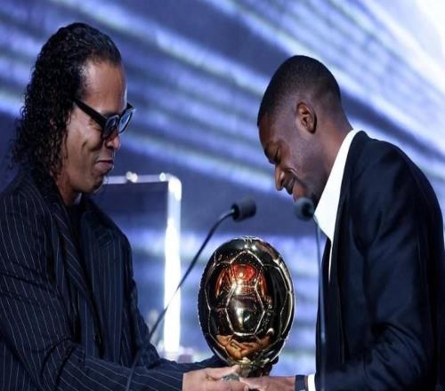 登貝萊：夢(mèng)想成真，感謝在這段旅程中一直支持我的每一個(gè)人